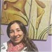 Maestra de español en línea disponible para clases remotas personalizadas