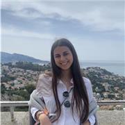 Soy estudiante de Segundo de Carrera y estoy cursando la carrera en Inglés. 
Doy clases a niños que quieran aprender inglés o que quieran reforzarlo. 
Nivel: B2 First / C1 Advanced