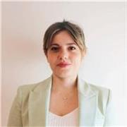 Teacher graduated in Modern Foreign Languages, offers private lessons to who is learning English as a foreign language