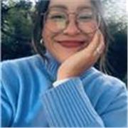 Licenciada en educación secundaria con especialidad en Español