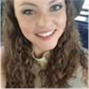 Psicologa offre lezioni personalizzate di italiano e psicologia, tenendo in considerazione lo stile specifico degli studenti e creando un ambiente accogliente che faciliti l'apprendimento