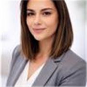 Tengo más de 20 años de experiencia enseñando inglés conversacional y de negocios. Estoy especializada en pronunciación profesiona