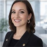 Donne cours particuliers et soutien scolaire, du CP à la terminale et en études supérieures s’agissant du droit 