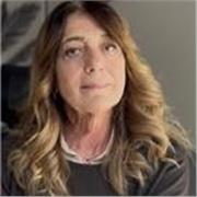 Insegnante di Storia con 20 anni di esperienza offre lezioni private di italiano e storia