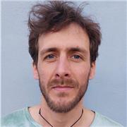 Soy un apasionado de la guitarra y siempre eh estudiado con profesores de buen nivel, los cuales me dieron buenas bases