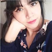 Profesora de castellano con experiencia en escritura creativa y lectura multimodal