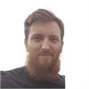 Arabischlehrer für deutschsprachige Schüler aller Altersklassen. Bachelor bis Doktor allesamt an arabischen Unis absolviert.