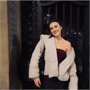 Alumna de bachillerato, facilidad por las lenguas y buen nivel en ingles. Puedo dar clases a niños de primaria y secundaria.