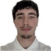 Estudiante de Desarrollo de Aplicaciones Web, con el título C1 de inglés, que ha dado clases particulares de ingles a niños y vivido un año en Estados Unidos