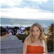 Professionnelle du soin depuis plus de 8 ans avec une expertise particulière dans le handicap, la gériatrie et la chirurgi général