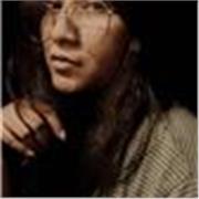 I am a passionate art educator dedicated to nurturing creativity, critical thinking, and self-expression