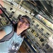 Profesora de primaria titulada en mi país con 20 años de experiencia. Actualmente Estudiando carrera afín en españa