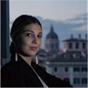 Docente impartisce lezioni di Italiano per scuola media e liceo, con supporto per compiti, verifiche e approfondimento