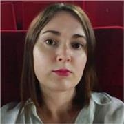 Profesora de inglés para adultos, enfoque práctico, Madrid