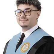 Traductor inglés francés titulado, bastante amable y con un buen trato. Preferencia por dar clase a adultos pero no exclusivamente