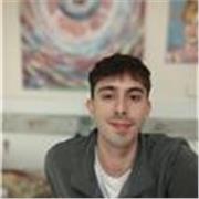 Pacientente, educado, responsable, atento, talento, creativo, empático, asertivo.