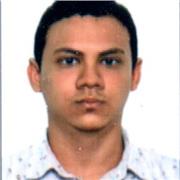 Profesor de matemáticas imparte clase para niños de todas las edades