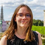 Diplômée d'un Master d'Histoire, propose des cours d'Histoire, de soutien scolaire et d'aide aux devoirs
