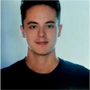 Profesor de Euskera y Castellano nativo y monitor deportivo. Llevo toda mi vida estudiando en Euskera y me encantaria enseñarlo.