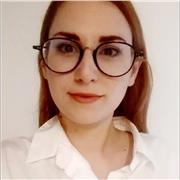 docente di italiano, diritto e storia, impartisce lezioni a studenti italiani e stranieri