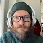 I give private lessons tailored to your level, and I also work with people with ADHD, autism 