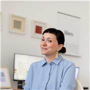 Traduttrice e formatrice linguistica disponibile per lezioni online da livello base a intermedio