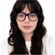 Profesora de español nativa, clases preparadas exclusivamente para cada alumno y sus necesidades.