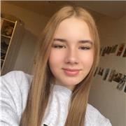 Englisch Lehrerin die Kinder von 6-17 Unterrichtet und viel Spaß dabei hat