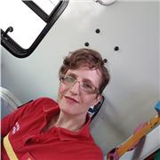 Mere de famille propose une aide aux devoirs aux eleves du primaire