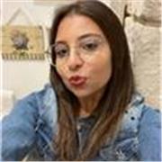 Studentessa primo anno di scienze e tecniche psicologiche offre lezioni di filosofia, italiano e storia a studenti liceali e medie