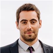 Francés nativo, experto juridico publico y profesor da clases de Francés (todos niveles), Guitarra clasica (todos niveles), Inglés (basico o intermedio) en Mexico o por videollamada