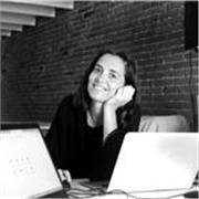 Versátil y motivada, con mucha pasión por la formación como herramienta de cambio social