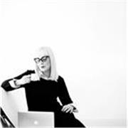 Profesora de Marketing estratégico omnicanal todos los niveles