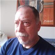 Profesor de Química y Biología graduado en Venezuela con 50 años de trayectoria en bachillerato y universidades