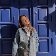 Profesora de inglés y cuidadora para niños, niveles básicos y conversación