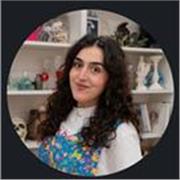 Profesora de Bellas Artes con experiencia de 3 años, conectar y crear es mi vocación.