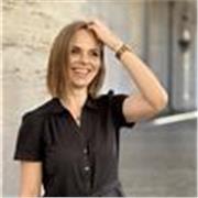 Vuoi imparare a cantare per divertimento? E cerchi una persona appassionata di musica che ti incoraggi e ti dia consigli sulla sua