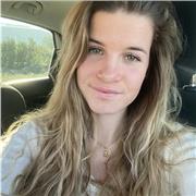 Profesora titulada en técnica de educación infantil, encantada de estar con peques y poder ayudarlos!