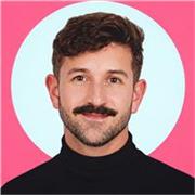 Filólogo hispánico con formación especializada en docencia y experiencia en enseñanza de lengua castellana y literatura