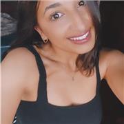 Ragazza madrelingua italiana offre ripetizioni