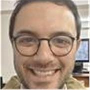 Sono un docente di scuola privata con specializzazione nelle materie umanistiche, esperto di Storia, Diritto Italiano, Logica. 
