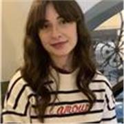 Studentessa di Psicologia, diplomata al Liceo Classico, offre ripetizioni e aiuto compiti per materie umanistiche