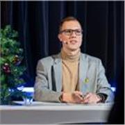 Enseignant passionné de néerlandais et d'anglais. Ancien journaliste et actuellement étudiant chez EF.








