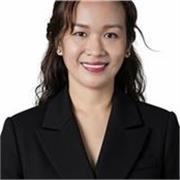 Experienced and caring primary school English teacher available