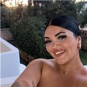 Profesora de inglés ofrece clases desde primaria hasta bachillerato