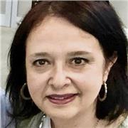 Profesora de Biología para niños y adolescentes