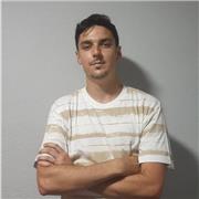 Docente titulado en Educación Primaria, especialista en pedagogía terapéutica, con 4 años de experiencia en clases particulares.