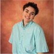 Designer professionnelle donne cours d'Art et Design graphique en ligne ou à Reims.