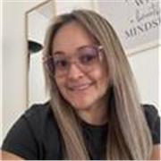 Profesora titulada en pedagogía infantil con experiencia en el cuidado de primera infancia de 20 años 