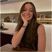 Profesora de inglés apta para todas las edades, con certificado TOEFL ibt
